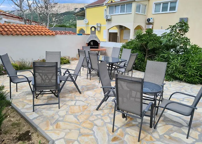Apartments Dupin