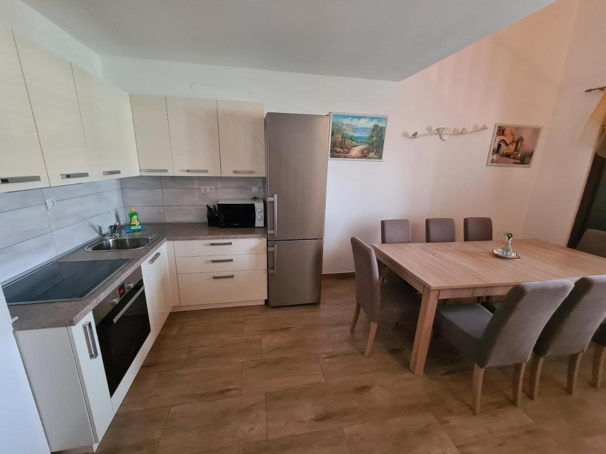 Apartment Dupin *