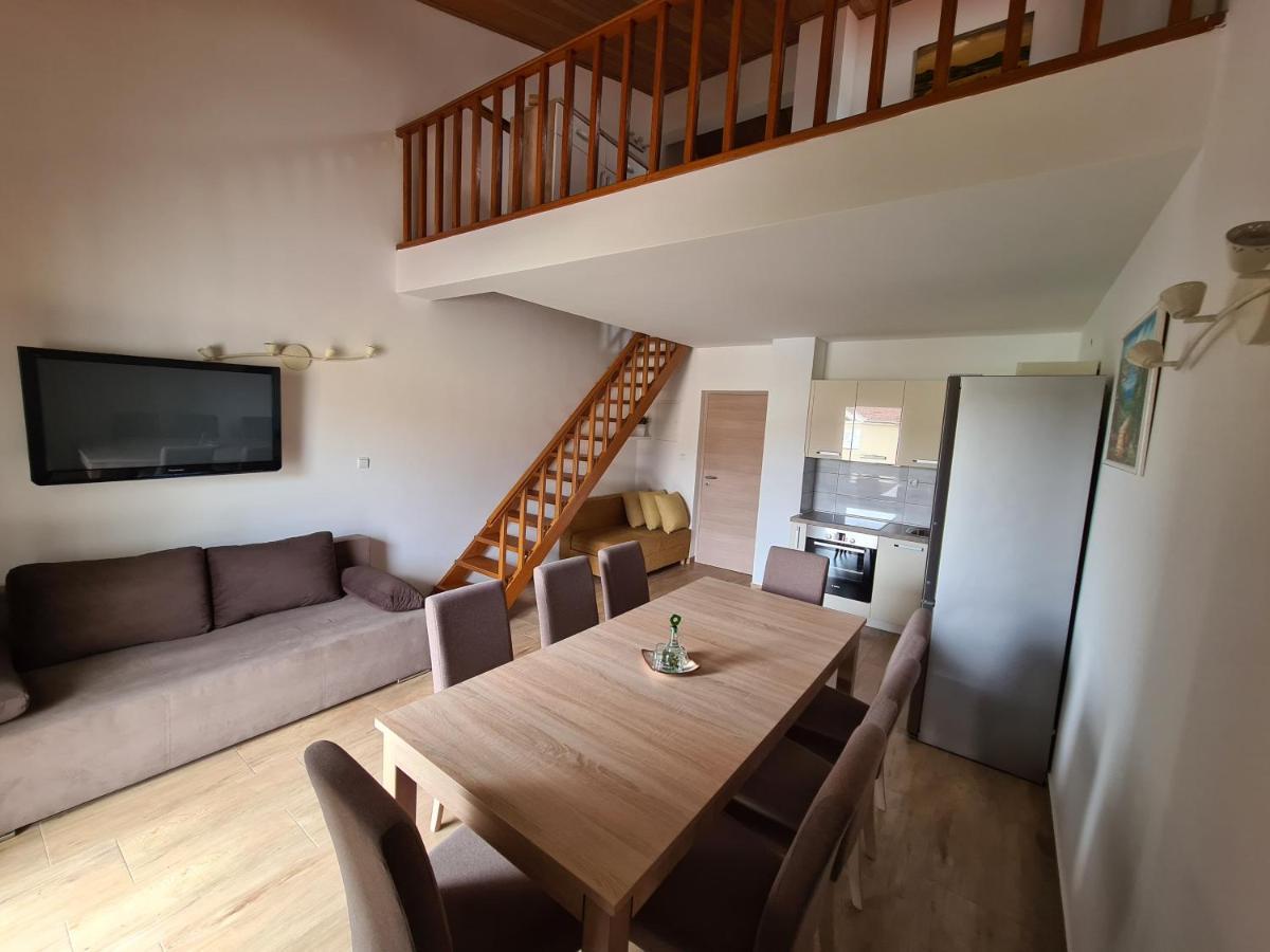 Apartment Dupin *