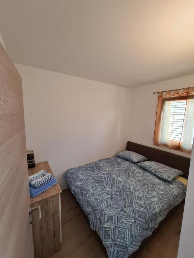 Apartment Dupin Baska (Krk)