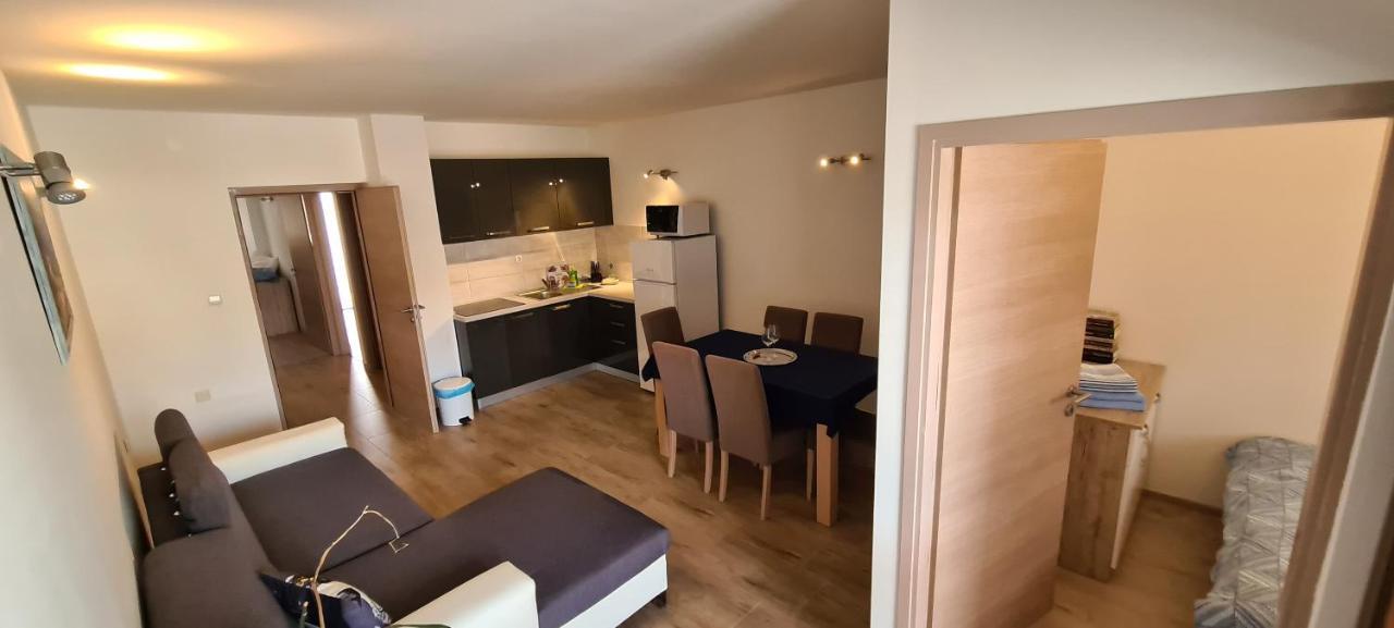 Dupin Apartment